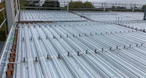 Tôn sàn deck giúp tiết kiệm chi phí thi công