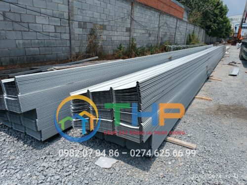 Tôn kliplock phù hợp lợp mái nhà xưởng có diện tích lớn